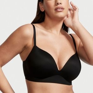 INCREDIBLE BY VICTORIA’S SECRET Wireless Push-Up Bra 34D